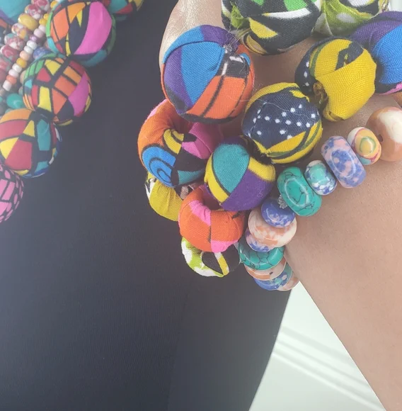 SASSY JONES Asante Colorful Beaded Necklace Set - Picture 5 of 10